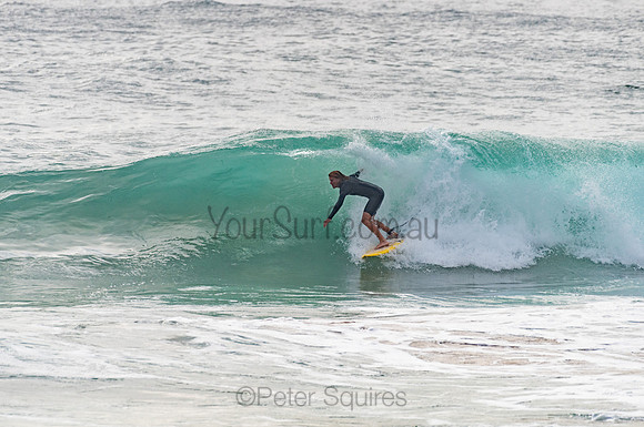 Whale_Beach_201204_073925_0178