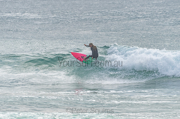 Whale_Beach_201204_074458_0275