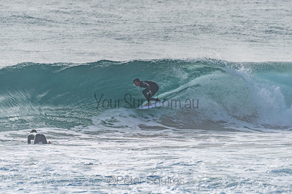 Whale_Beach_201204_074817_0294