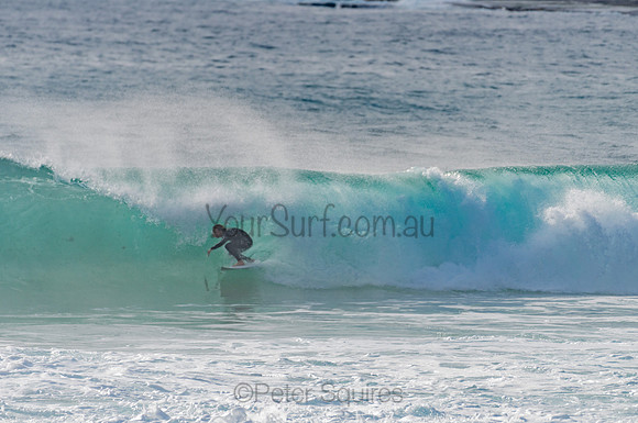 Whale_Beach_201204_075016_0307