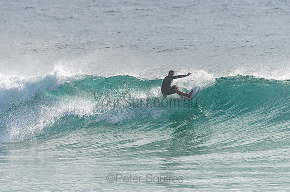 Whale_Beach_201204_075025_0315