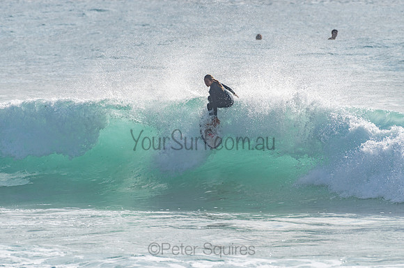 Whale_Beach_201204_075357_0342