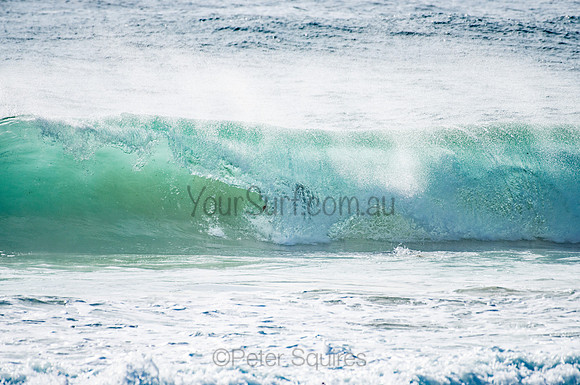 Whale_Beach_201204_080757_0497
