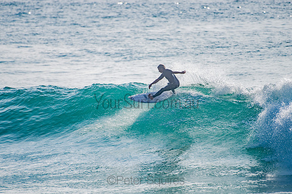 Whale_Beach_201204_080937_0518