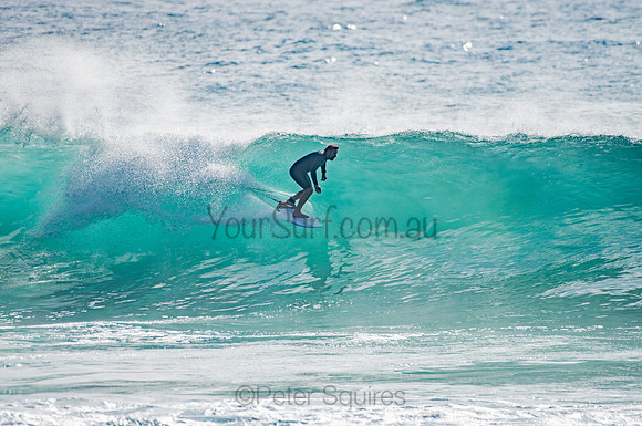 Whale_Beach_201204_081224_0549