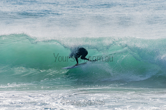 Whale_Beach_201204_081330_0571