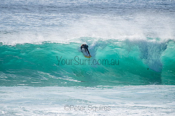 Whale_Beach_201204_081749_0604