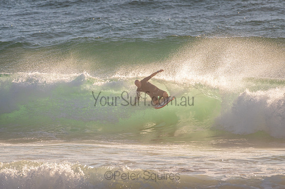 Whale_Beach_201206_071649_0017