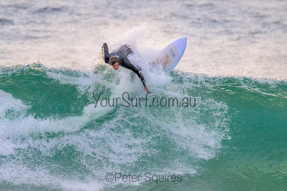 Whale_Beach_220830_070001_0002