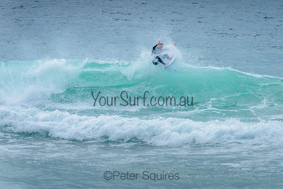 Whale_Beach_220109_090010_0037