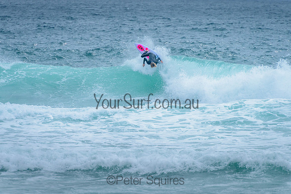 Whale_Beach_220109_090950_0079