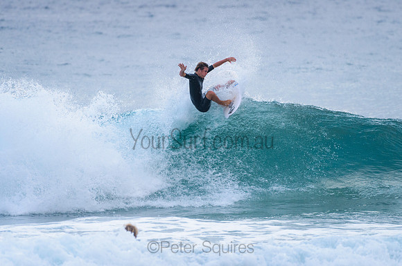 Whale_Beach_210201_072705_0024