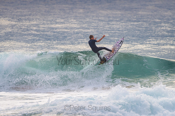 Whale_Beach_210201_073440_0059