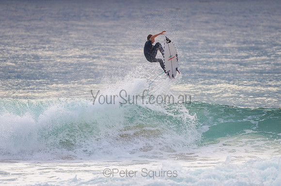 Whale_Beach_210201_073440_0061