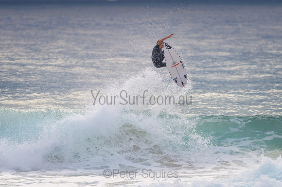 Whale_Beach_210201_073440_0062