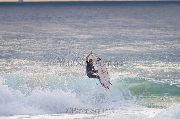 Whale_Beach_210201_073441_0065