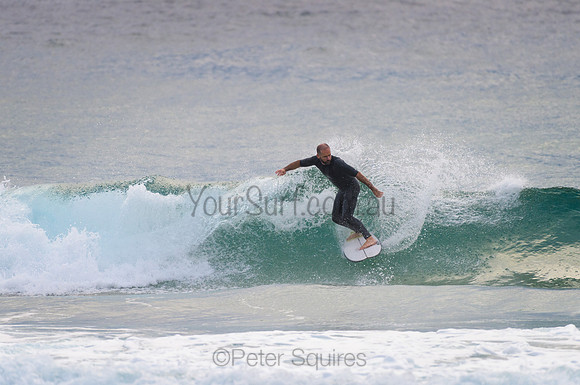 Whale_Beach_210201_073600_0067