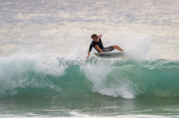 Whale_Beach_210201_074455_0114