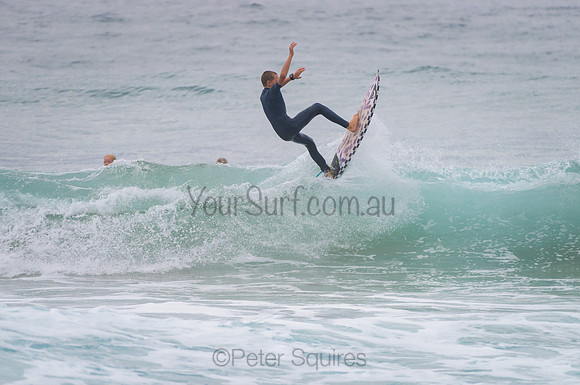 Whale_Beach_210201_075305_0170