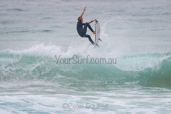 Whale_Beach_210201_075305_0171