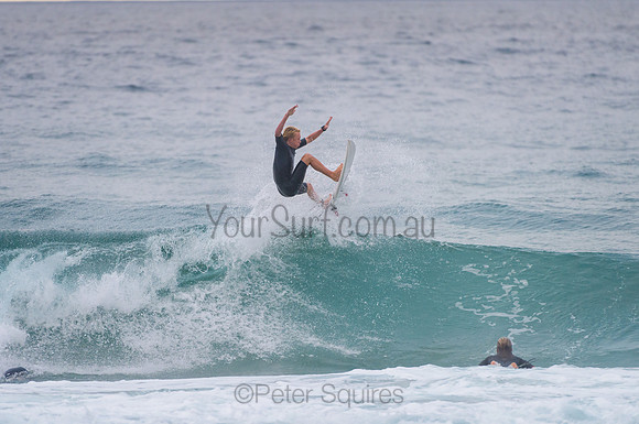 Whale_Beach_210201_075412_0192