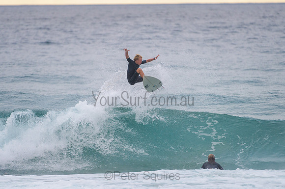 Whale_Beach_210201_075412_0193