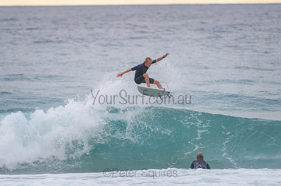 Whale_Beach_210201_075413_0194