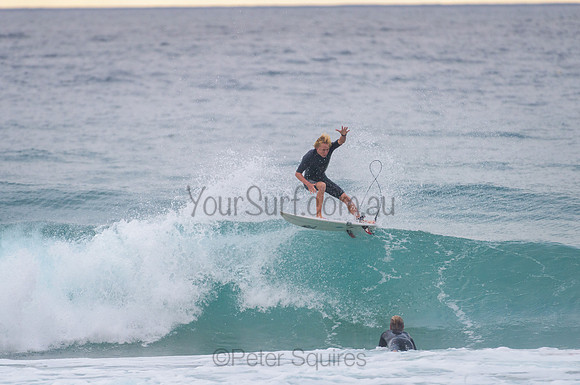 Whale_Beach_210201_075413_0195