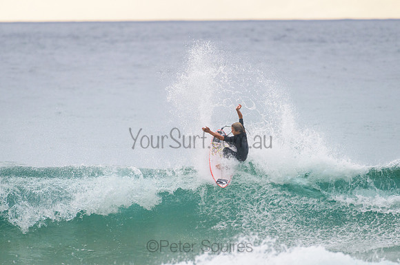 Whale_Beach_210201_075720_0217