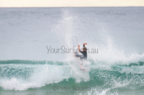 Whale_Beach_210201_075720_0218