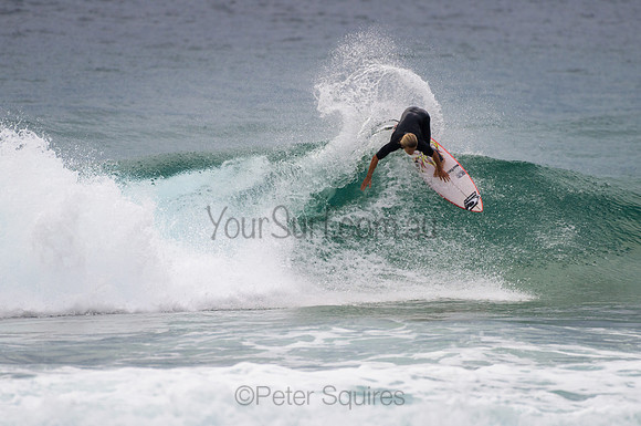 Whale_Beach_210201_080143_0242