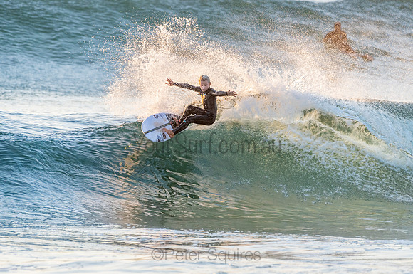 Whale Beach_210211_064534_0041