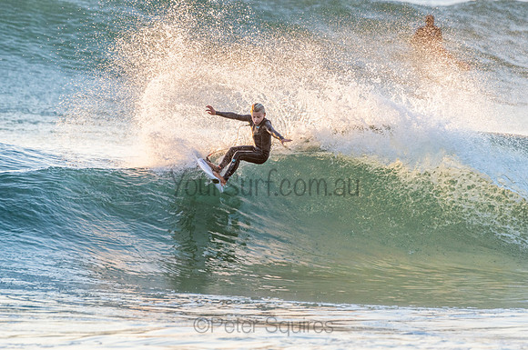 Whale Beach_210211_064534_0042