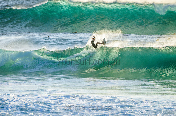 Whale Beach_210222_072644_0172