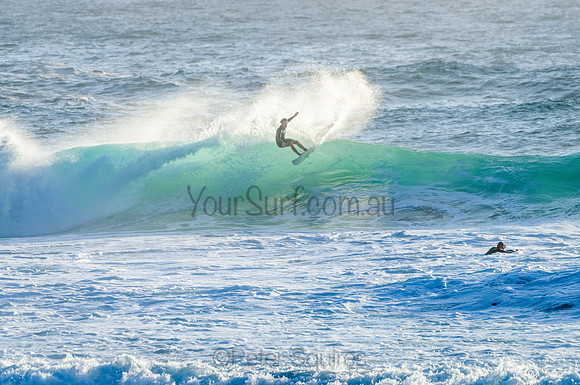 Whale Beach_210222_073410_0285