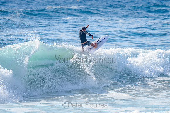 Whale Beach_210225_091922_0171