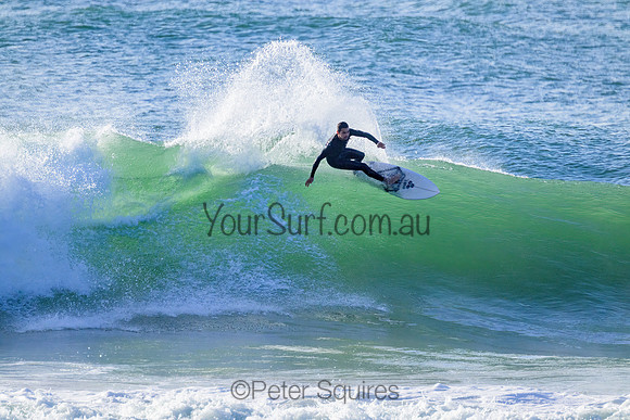 Whale_Beach_220724_085020_0039-E