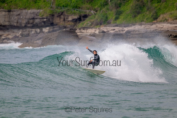 Whale_Beach_220910_091441_0039