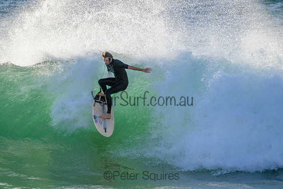 Whale_Beach_220416_072632_0027