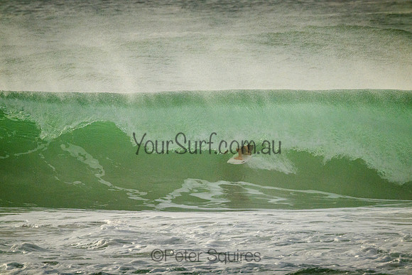 Whale_Beach_220305_080301_0024