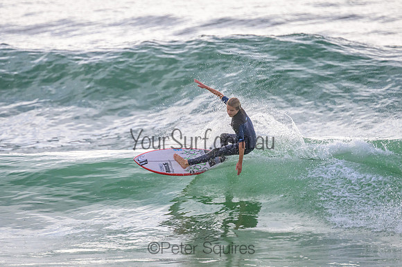 Whale_Beach_220427_080513_0506