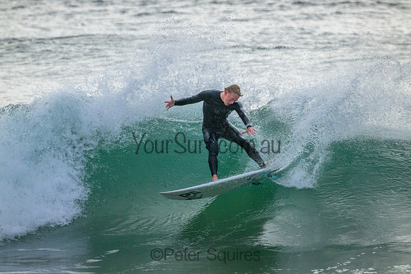 Whale_Beach_220809_081742_0055