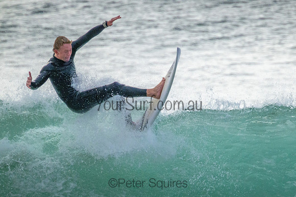 Whale_Beach_220809_081746_0060