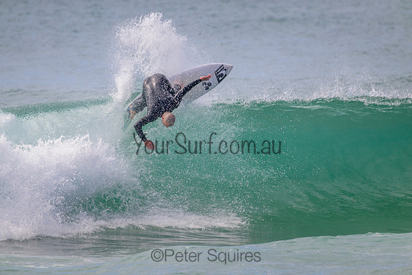 Whale_Beach_220910_095718_0143