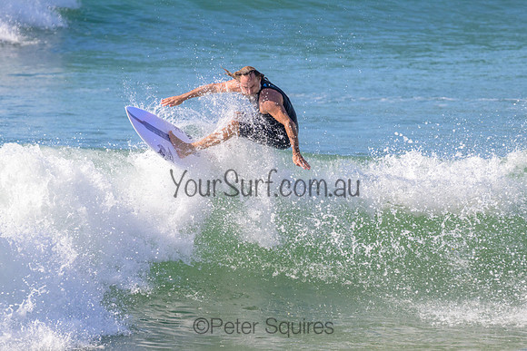 Whale_Beach_220405_092743_0017