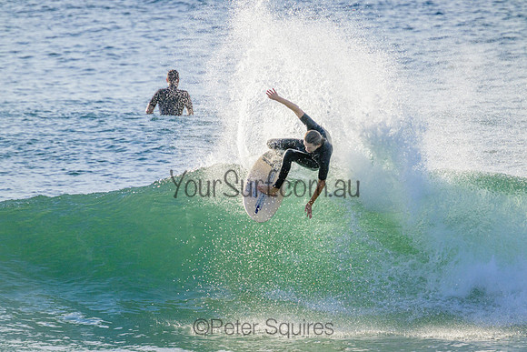 Whale_Beach_220416_072451_0003