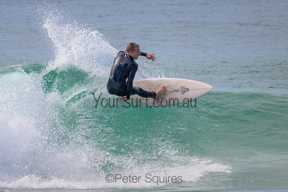 Whale_Beach_220910_095227_0124