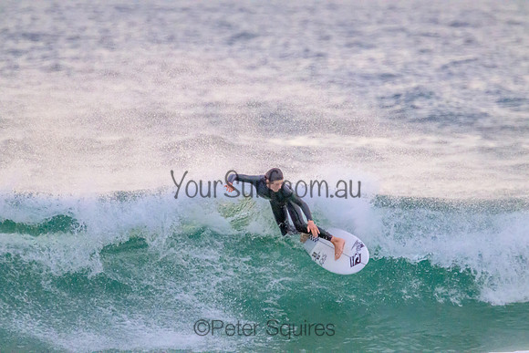 Whale_Beach_220830_070311_0010