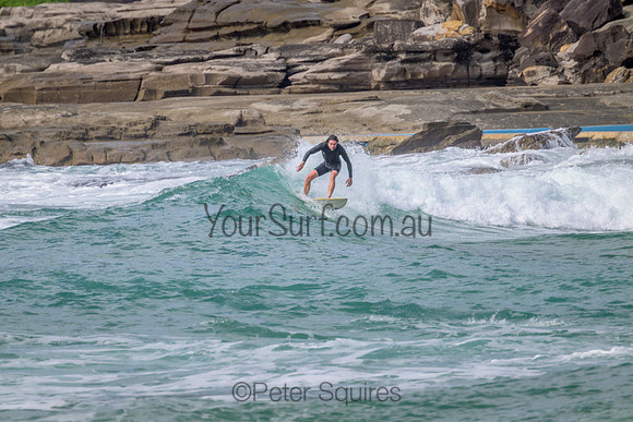 Whale_Beach_220910_095626_0136