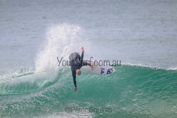 Whale_Beach_220910_095030_0121